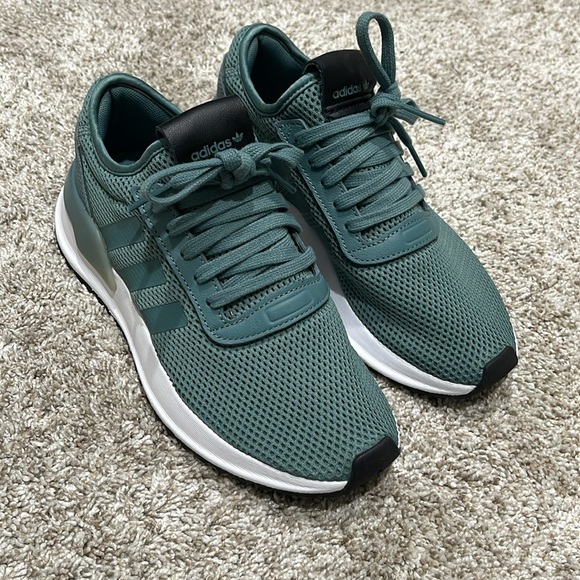 Adidas UPath - Picture 2 of 4